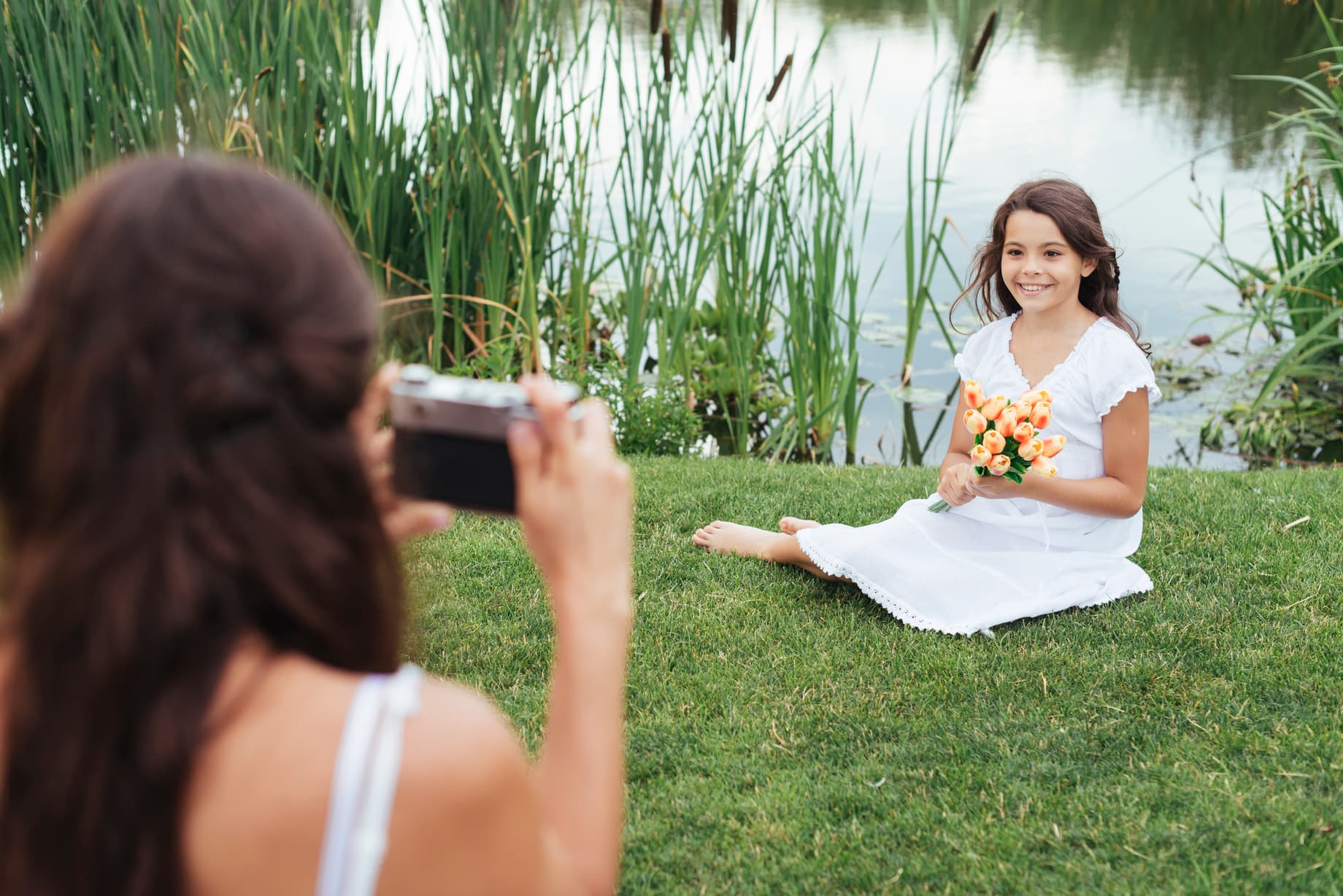 Capturing Quiet Moments at Weddings